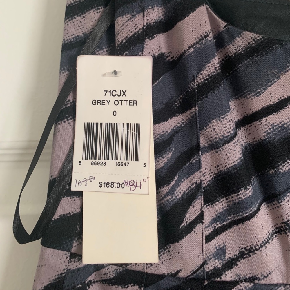 Patterned Dress - Picture 2 of 3